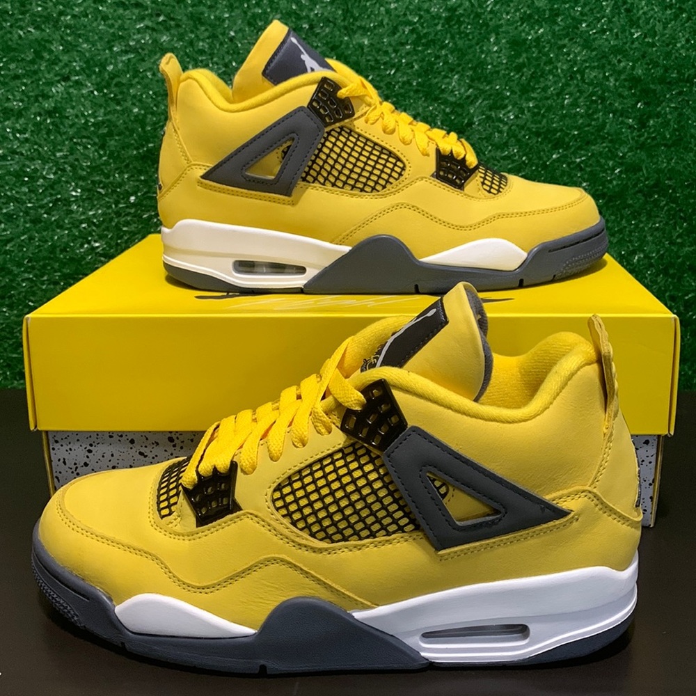 AIR JORDAN 4 LIGHTING ⚡️⚡️